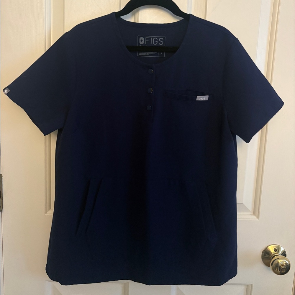 Figs Navy Arura Scrub Top